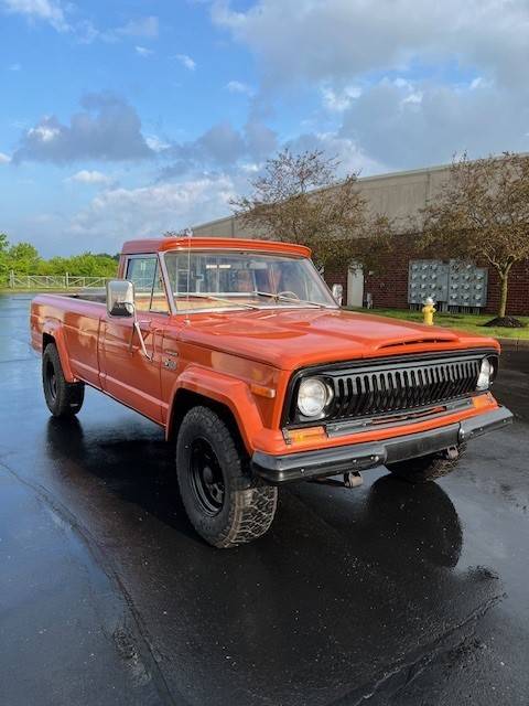 Jeep-J10-1976-custom-2