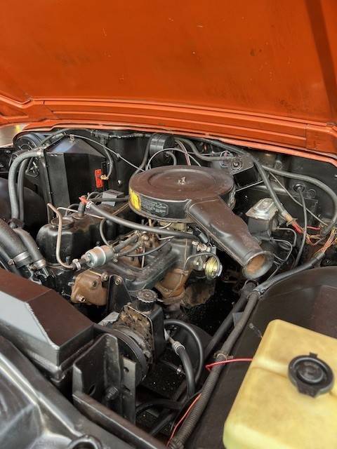 Jeep-J10-1976-custom-9