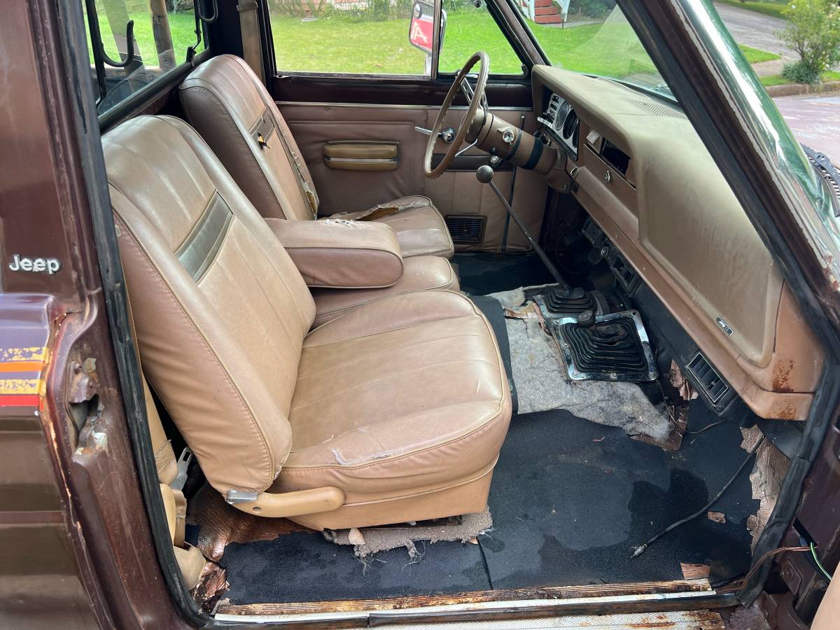 Jeep-J10-1978-brown-11