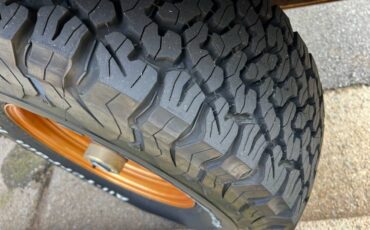Jeep-J10-1978-brown-17