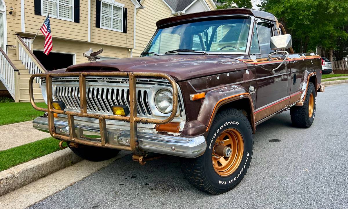 Jeep-J10-1978-brown