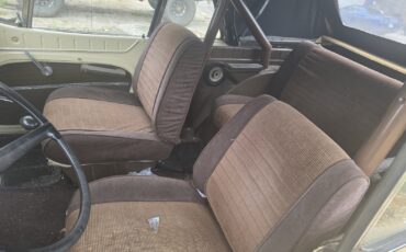 Jeep-Jeepster-1967-Convertible-15