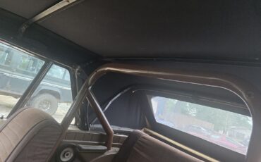 Jeep-Jeepster-1967-Convertible-17