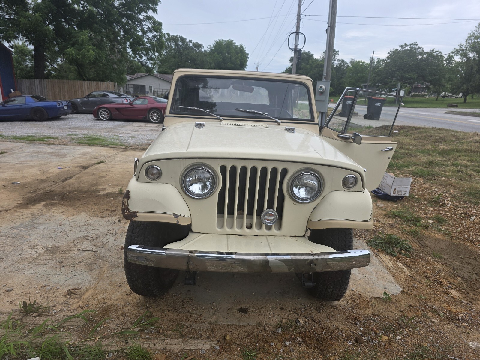 Jeep-Jeepster-1967-Convertible-5