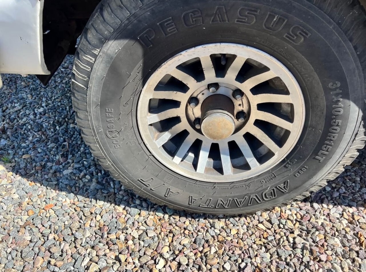 Jeep-Other-1986-Wagon-2