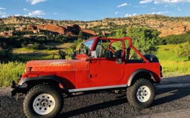 Jeep-Renegade-1984-SUV