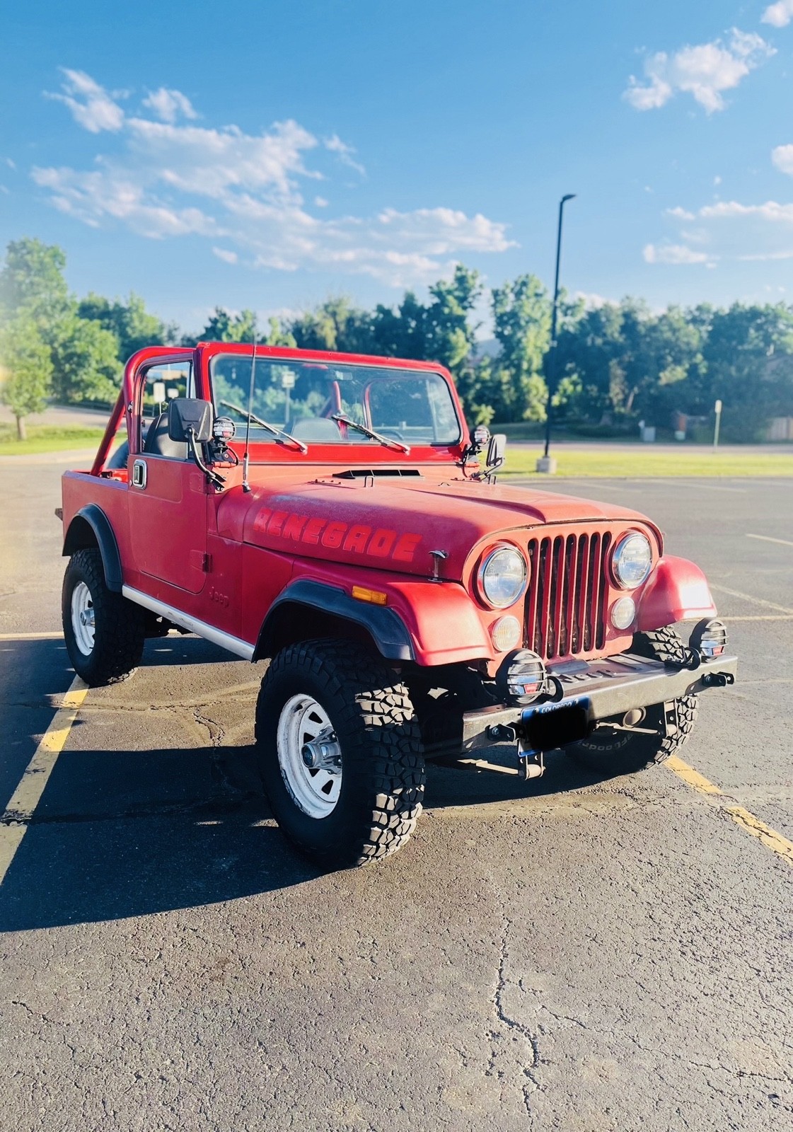 Jeep-Renegade-1984-SUV-4