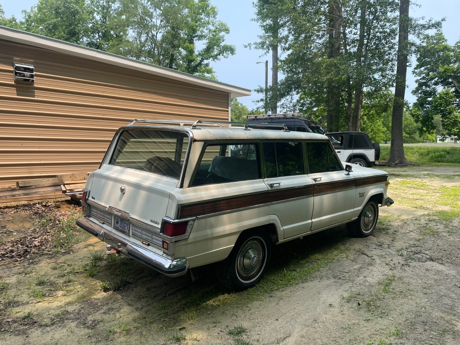 Jeep-Wagoneer-1976-Wagon-22