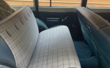 Jeep-Wagoneer-1976-Wagon-25