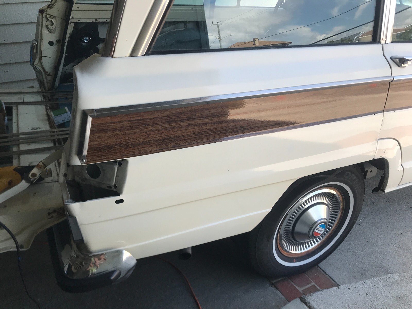 Jeep-Wagoneer-1976-Wagon-7