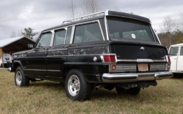 Jeep-Wagoneer-1977-SUV-12