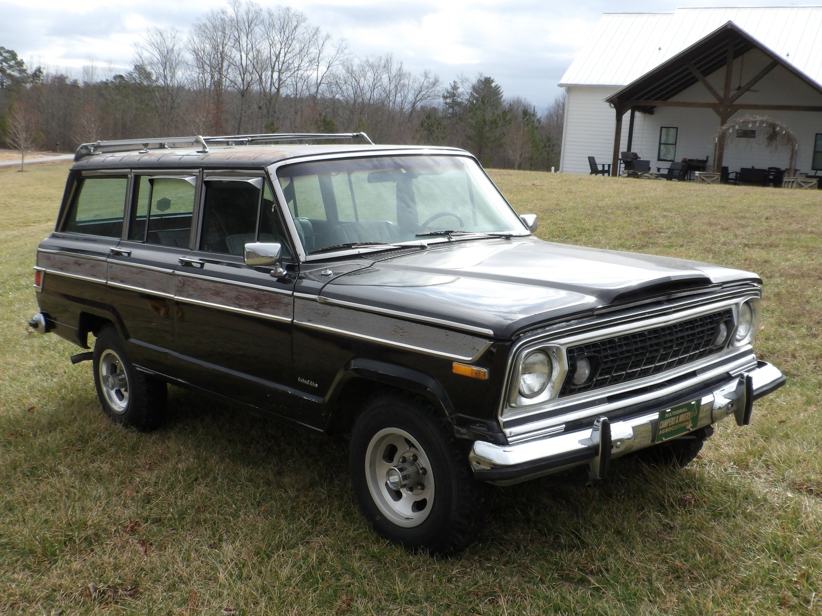Jeep-Wagoneer-1977-SUV-19