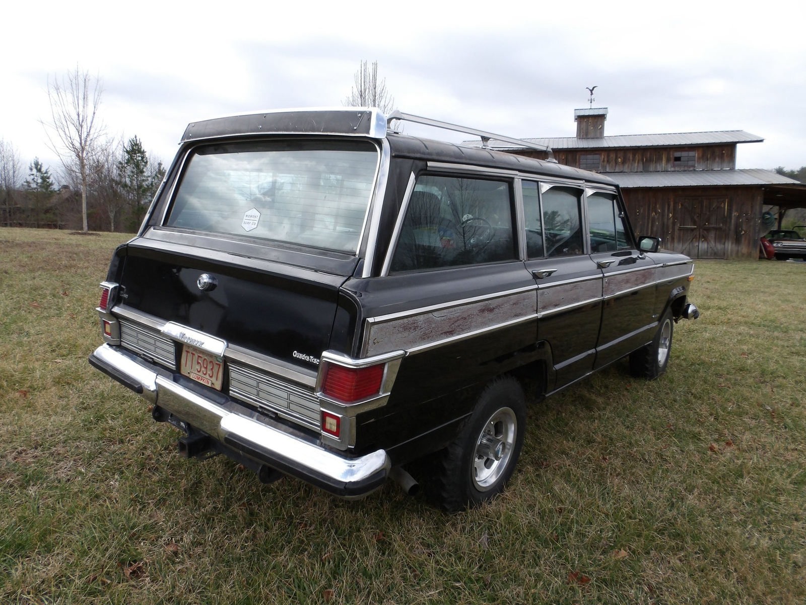 Jeep-Wagoneer-1977-SUV-3