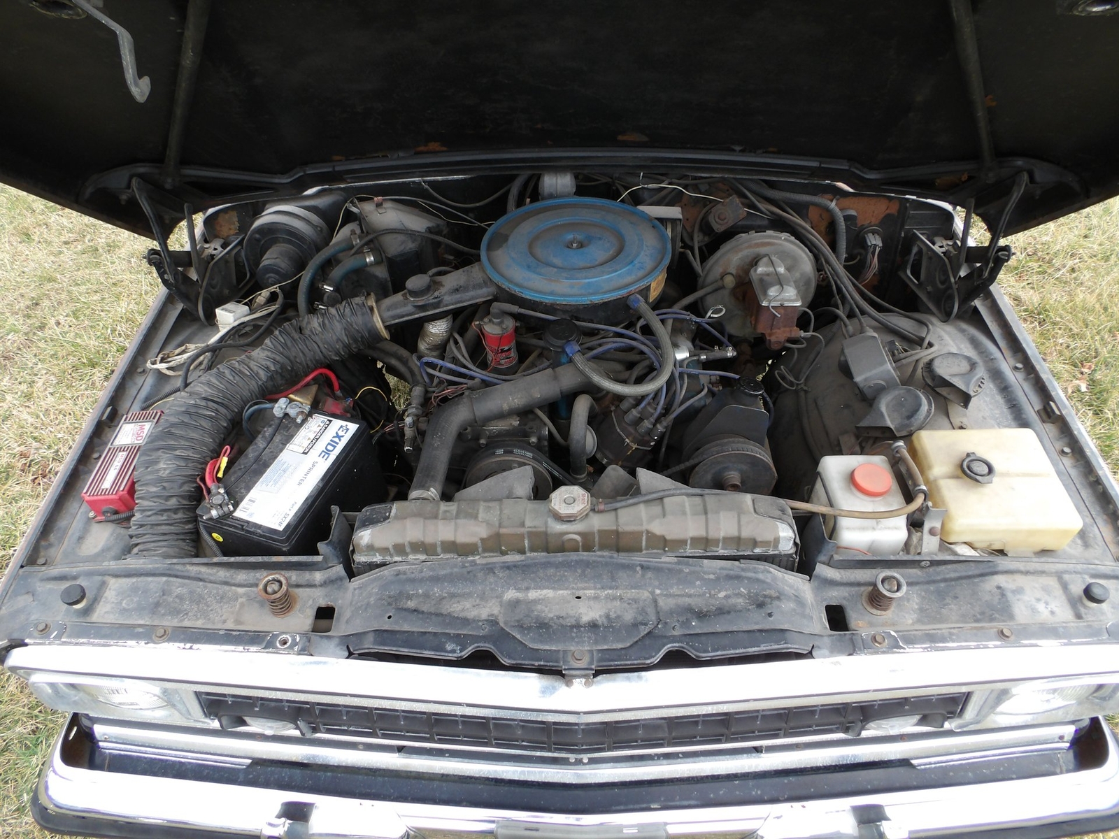 Jeep-Wagoneer-1977-SUV-4