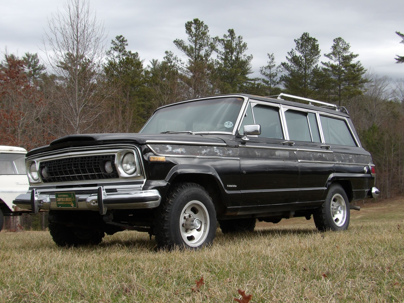 Jeep-Wagoneer-1977-SUV-7