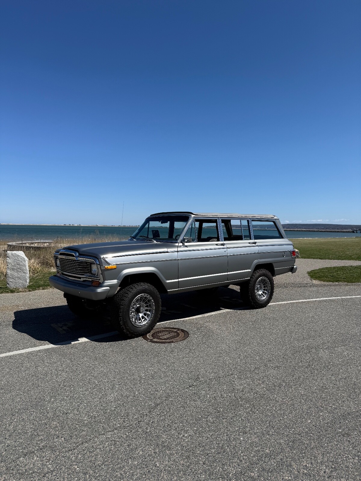 Jeep-Wagoneer-1979-SUV-3