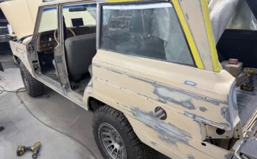 Jeep-Wagoneer-1979-SUV-31