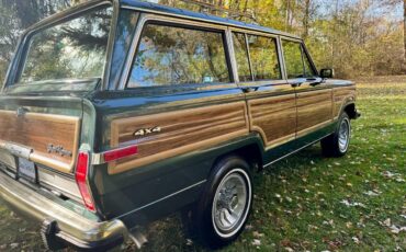 Jeep-Wagoneer-1984-SUV-15