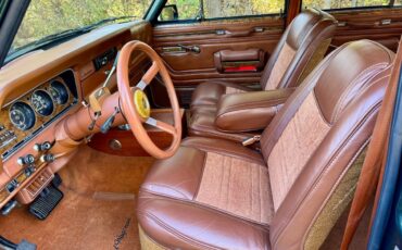 Jeep-Wagoneer-1984-SUV-21