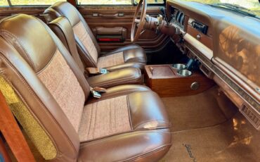 Jeep-Wagoneer-1984-SUV-23