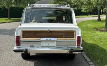 Jeep-Wagoneer-1988-SUV-1