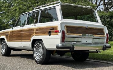 Jeep-Wagoneer-1988-SUV-20