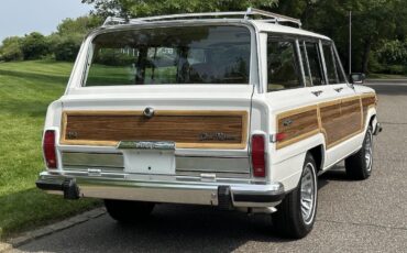 Jeep-Wagoneer-1988-SUV-39