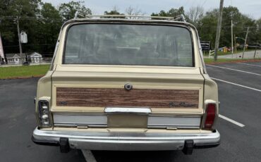 Jeep-Wagoneer-1988-SUV-4