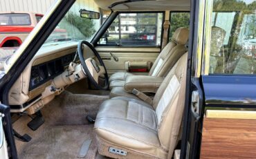 Jeep-Wagoneer-1989-SUV-24