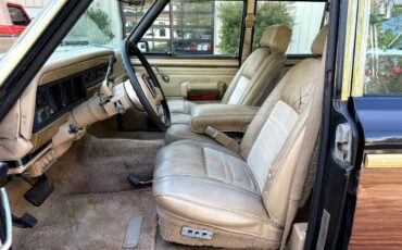 Jeep-Wagoneer-1989-SUV-27