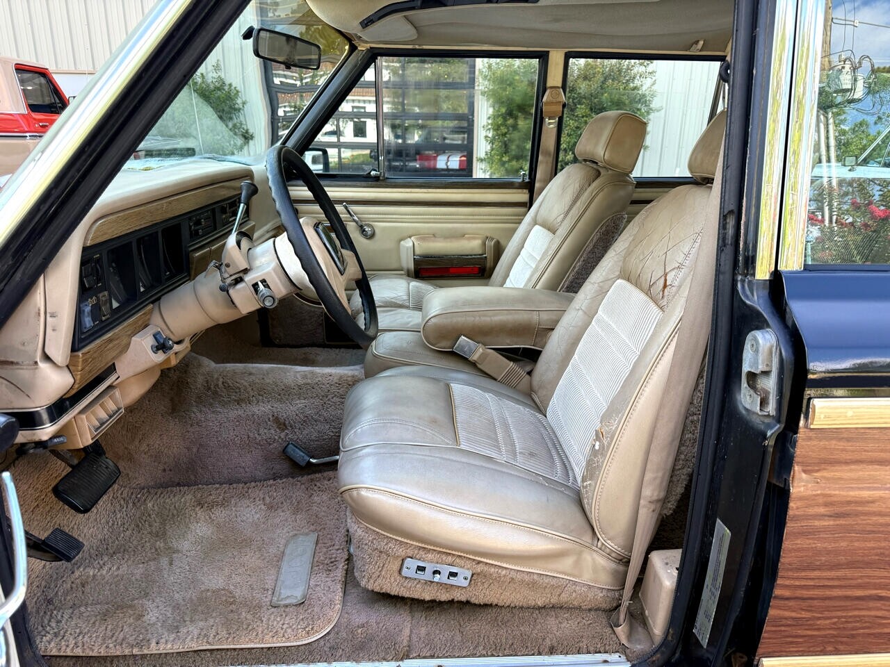 Jeep-Wagoneer-1989-SUV-27