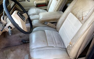 Jeep-Wagoneer-1989-SUV-32