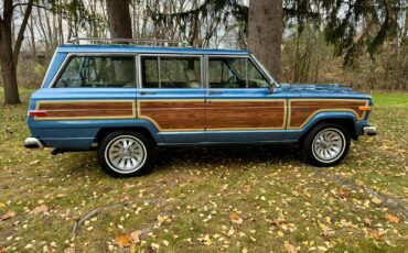 Jeep-Wagoneer-1991-SUV-9