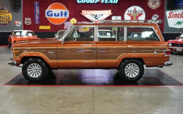 Jeep-Wagoneer-Limited-4x4-1980-SUV-2