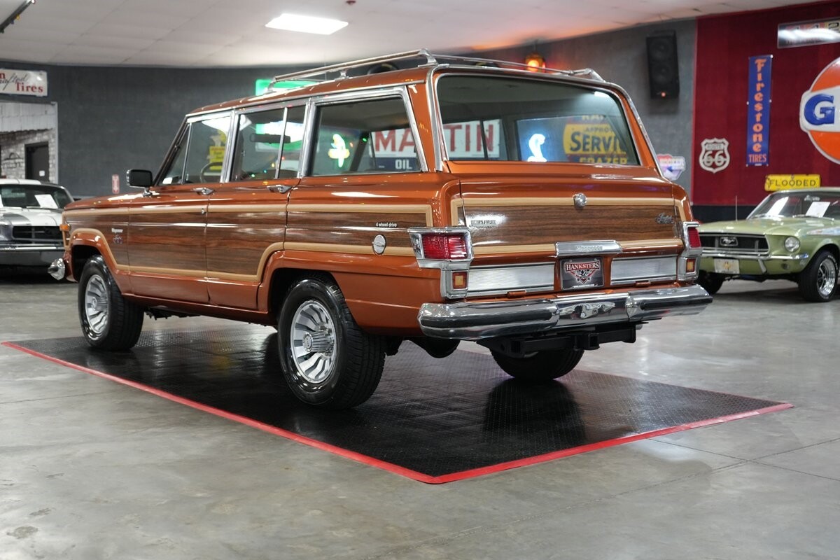 Jeep-Wagoneer-Limited-4x4-1980-SUV-20