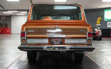 Jeep-Wagoneer-Limited-4x4-1980-SUV-21