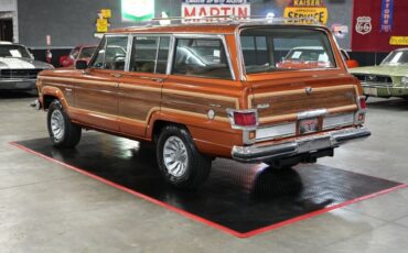 Jeep-Wagoneer-Limited-4x4-1980-SUV-3
