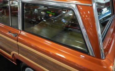 Jeep-Wagoneer-Limited-4x4-1980-SUV-39