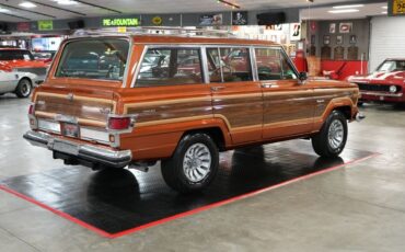 Jeep-Wagoneer-Limited-4x4-1980-SUV-5