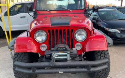 Jeep Wrangler  1979 red