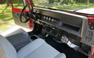 Jeep-Wrangler-1989-5