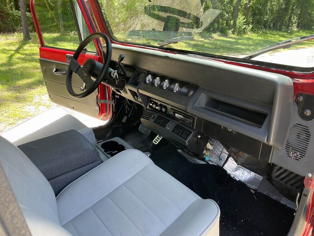Jeep-Wrangler-1989-5