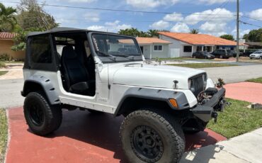 Jeep-Wrangler-1989-5