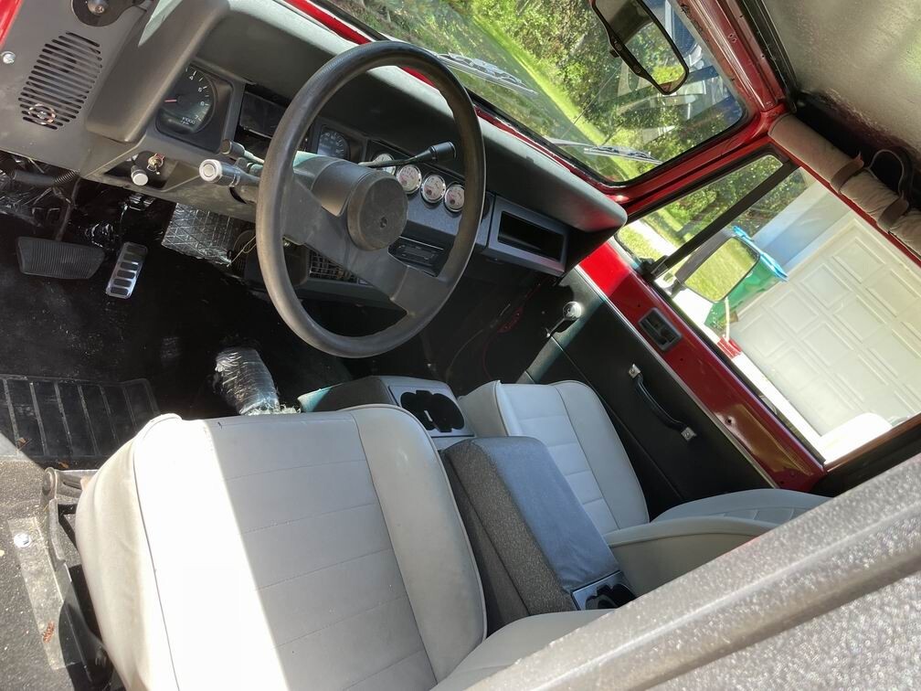 Jeep-Wrangler-1989-6