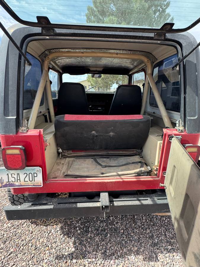 Jeep-Wrangler-1989-red-4