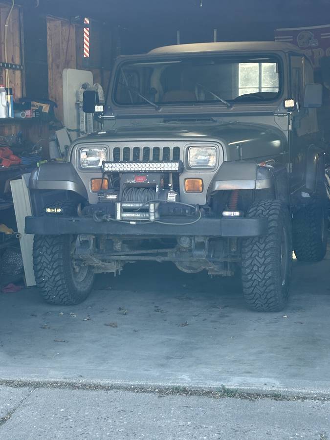 Jeep-Wrangler-1990-green-3