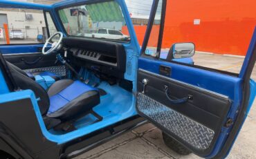 Jeep-Wrangler-1991-blue-19