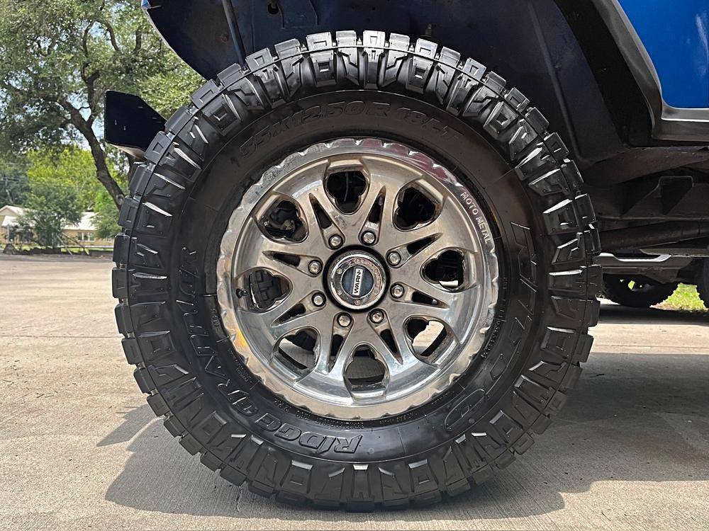 Jeep-Wrangler-1991-custom-6