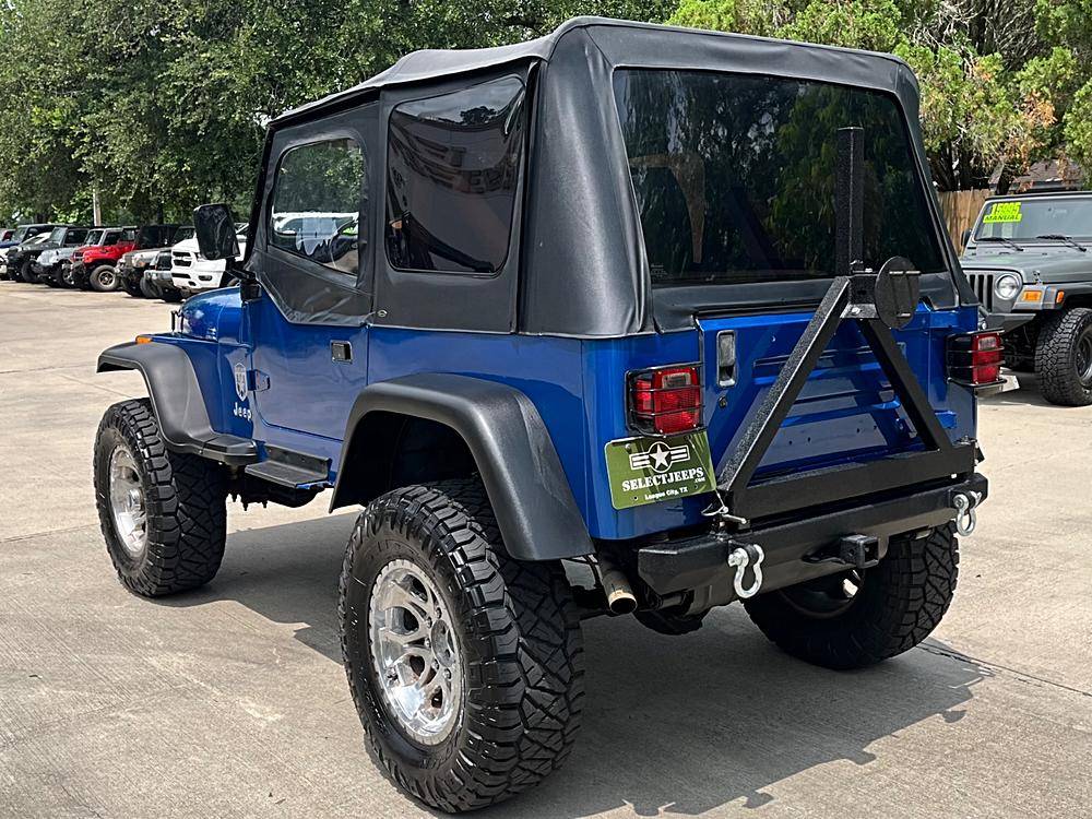 Jeep-Wrangler-1991-custom-9