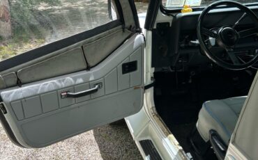 Jeep-Wrangler-1992-SUV-8